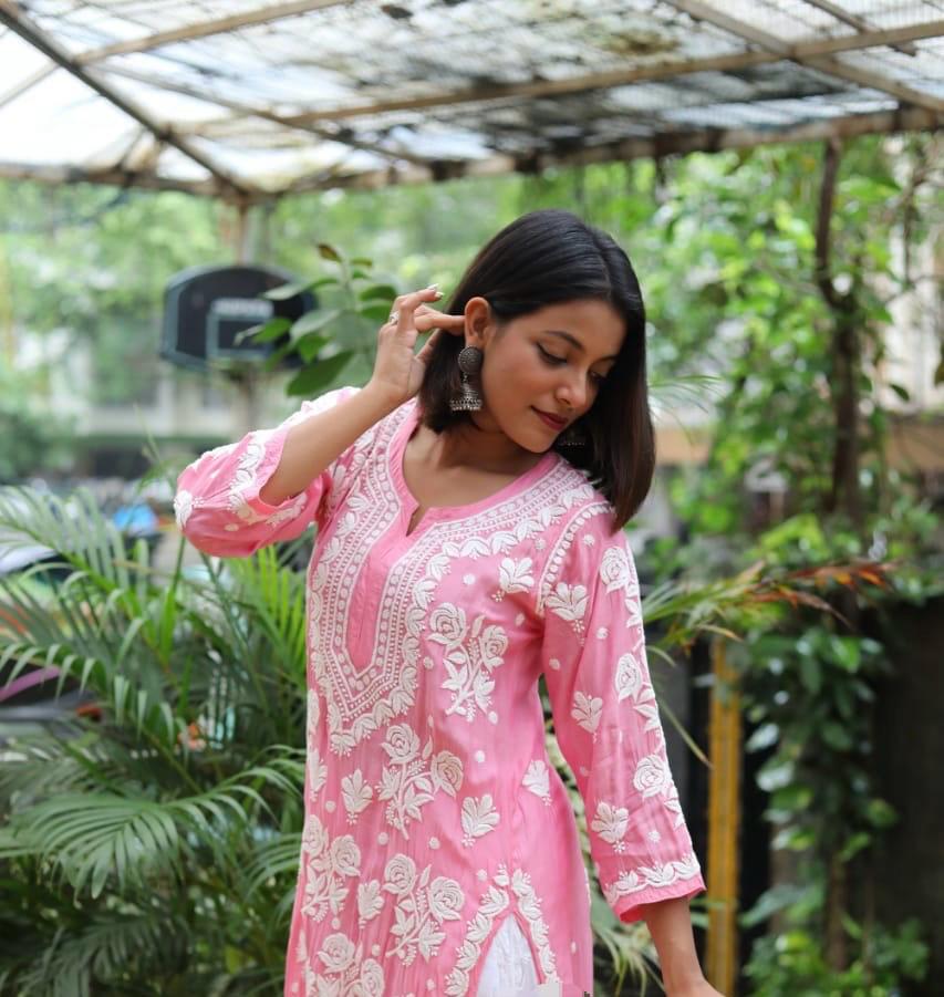 Muslin kurti with 3D Work