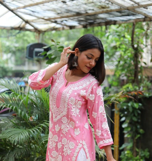 Muslin kurti with 3D Work